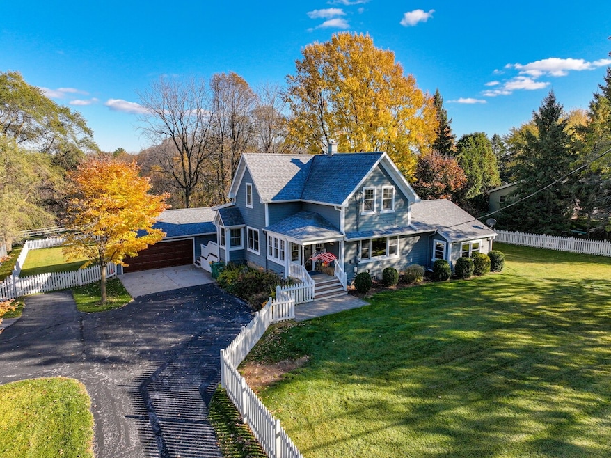 3204 Division Rd, Jackson, WI 53037 - photo 1