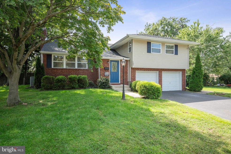109 Spring House Ct, Cherry Hill, NJ 08002 - photo 1