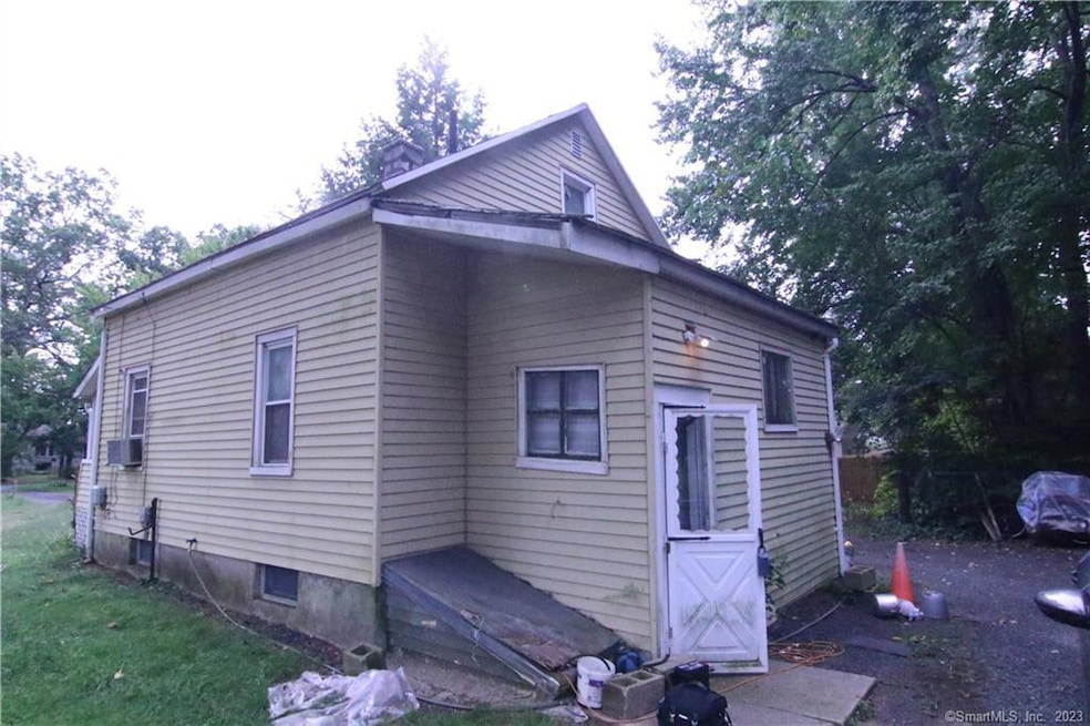 635 Matianuck Ave, Windsor, CT 06095 - photo 1