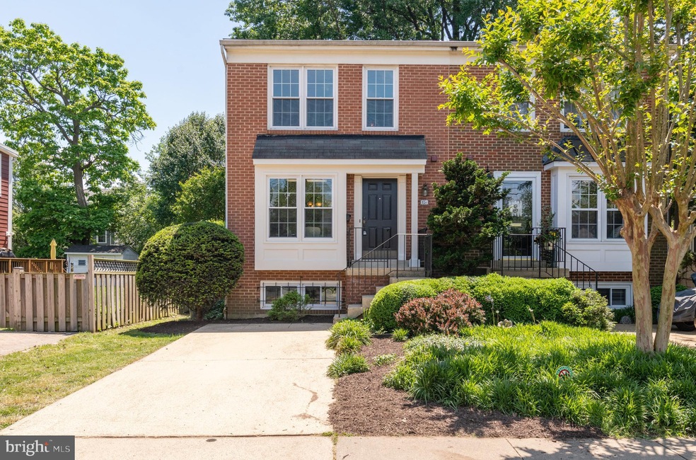 15 E Del Ray Ave unit A, Alexandria, VA 22301 - photo 1