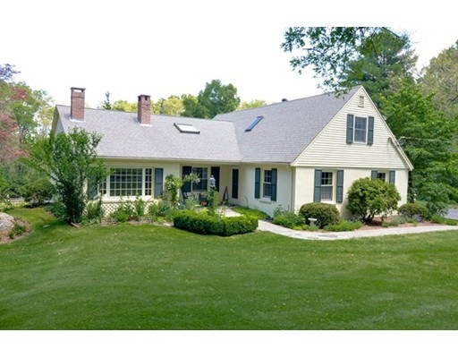 82 Prospect St, Sherborn, MA 01770 - photo 1