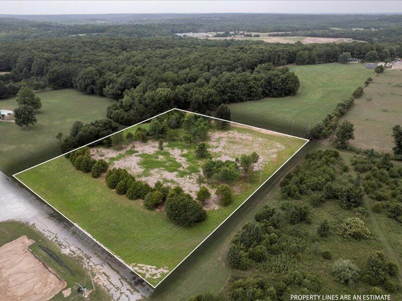 000 N Farm Road 135, Springfield, MO 65803 | MLS# 60247632