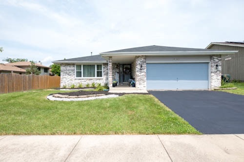 4160 Cambridge Cir, Country Club Hills, IL 60478 - photo 1