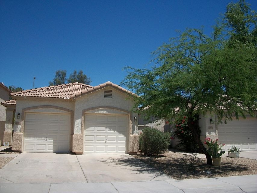 594 W Colt Rd 004