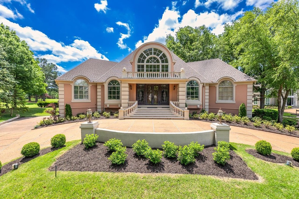 Luxury Living with Spectacular Views