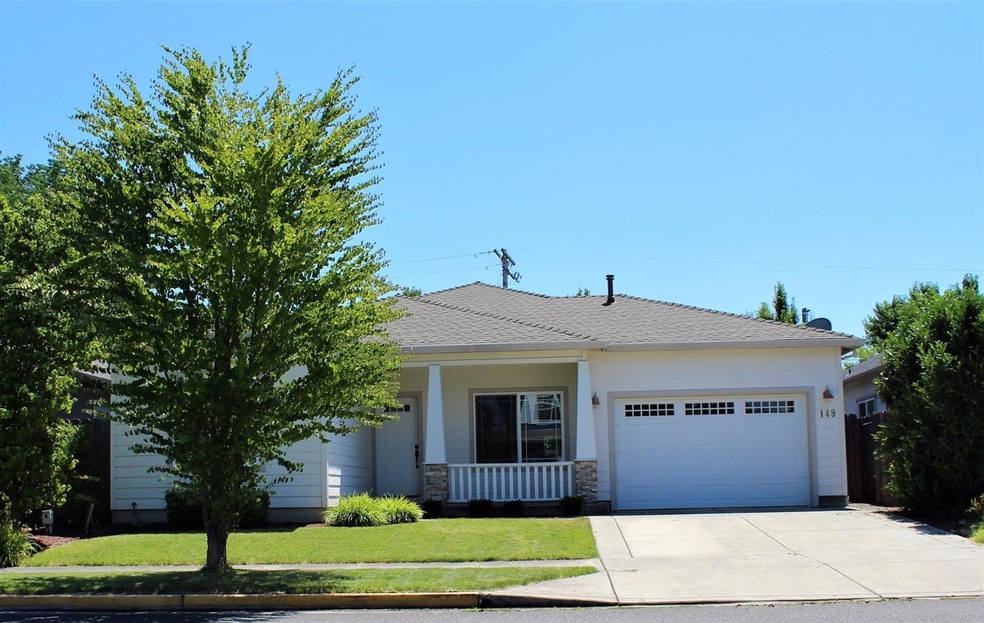 149 Alta Ln, Central Point, OR 97502 - photo 1