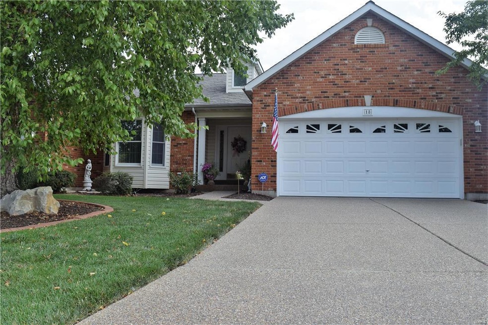 End unit, on a peaceful cul de sac, backing to the