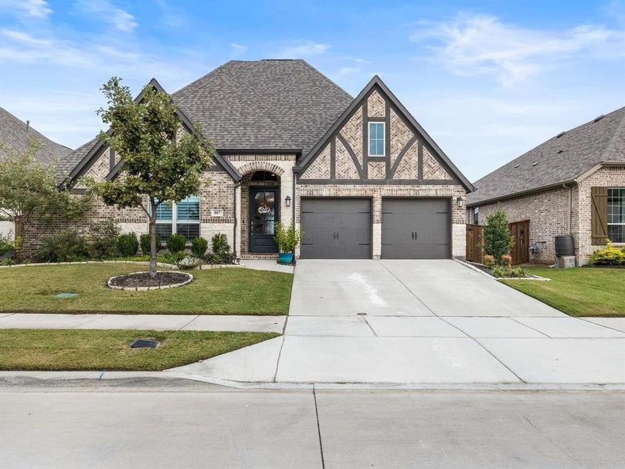 807 Langholm Dr, Celina, TX 75009 - photo 1