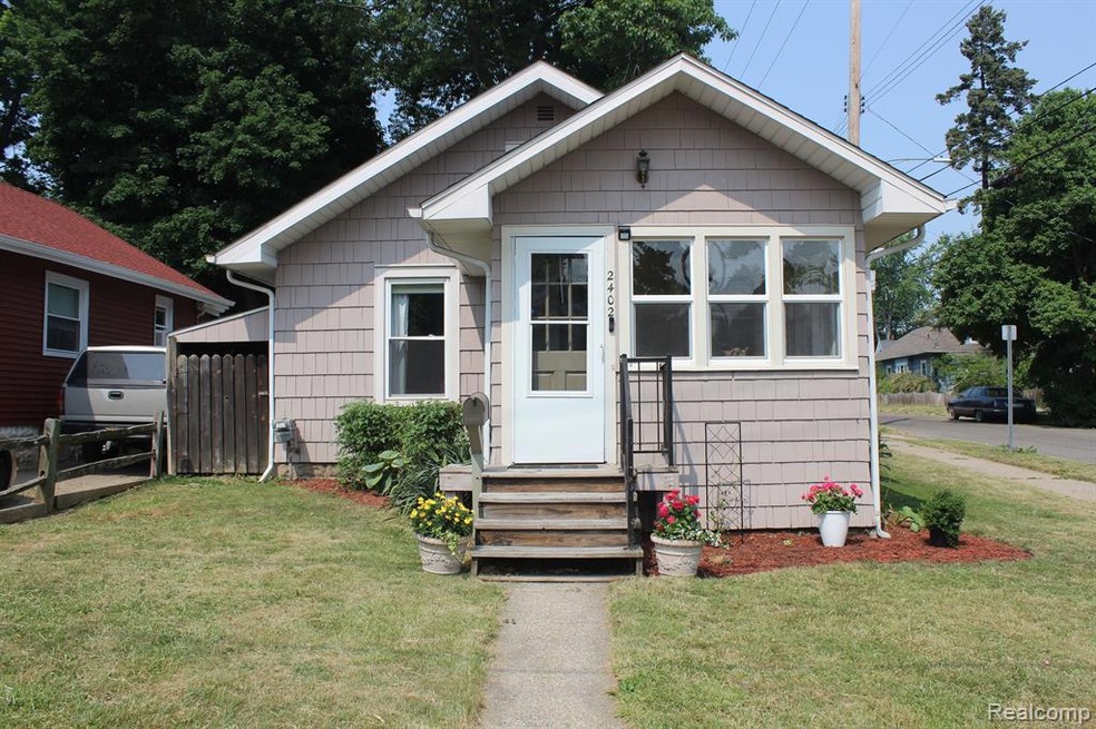 2402 Forest Ave. Lansing
