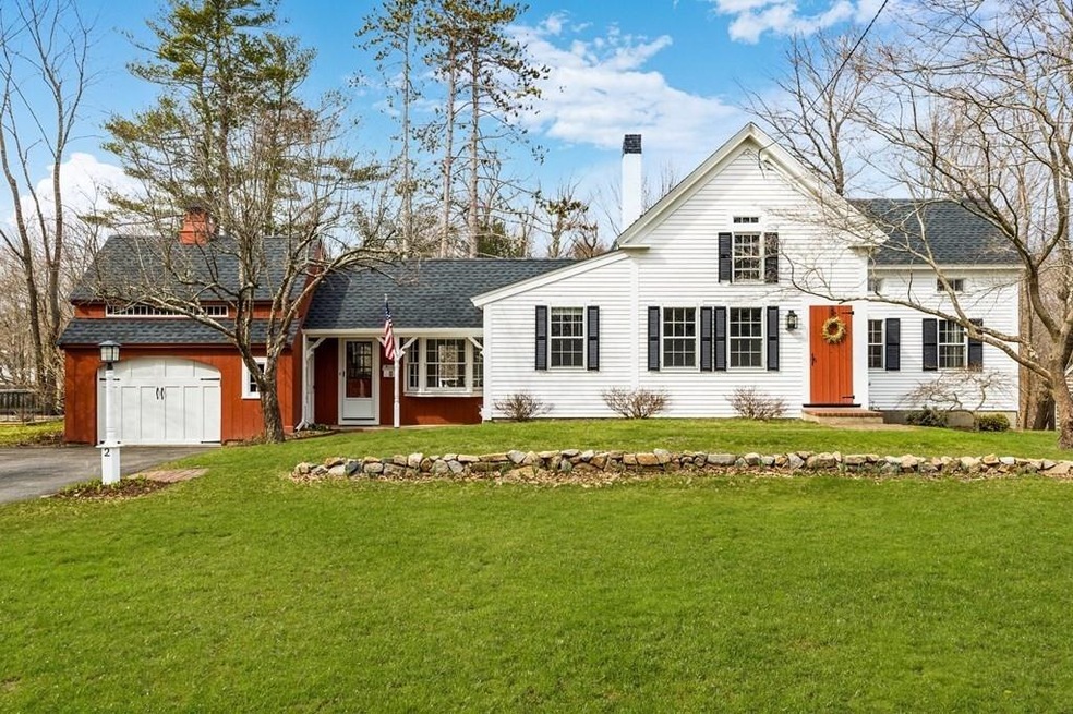 2 Crooked Meadow Ln, Hingham, MA 02043 - photo 1