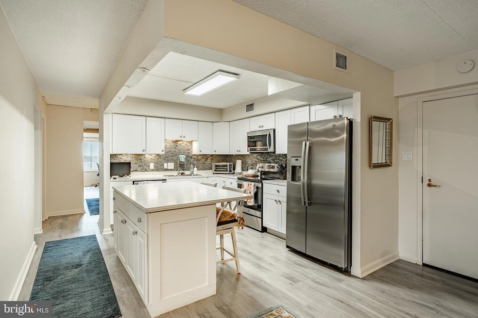 For Sale $425,000 • Co-Listing Agent