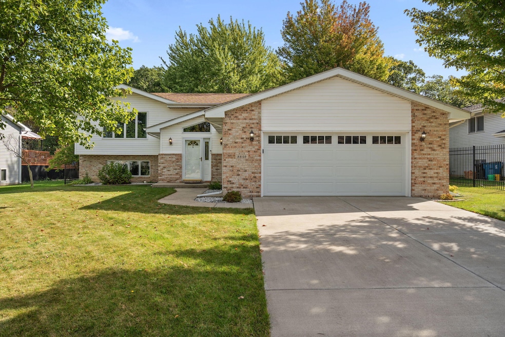 1-web-or-mls-DSC07415