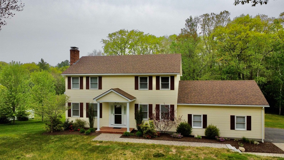 14 Cindy Dr, Hooksett, NH 03106 - photo 1