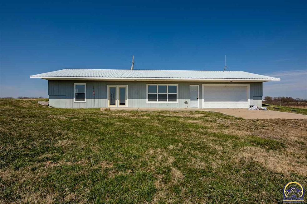 4440 NW 78th St, Topeka, KS 66618 - photo 1