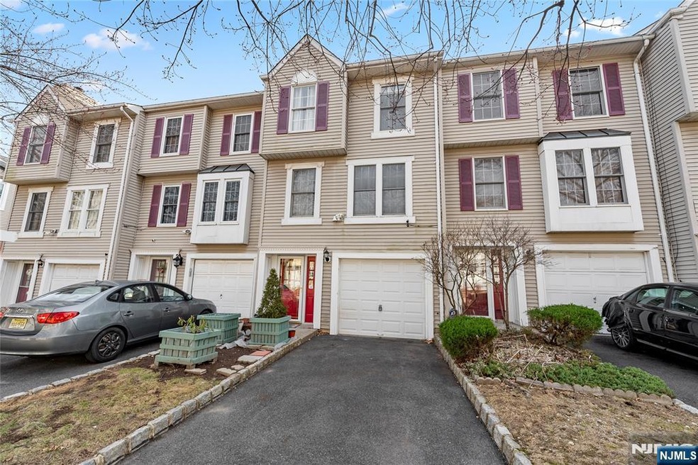 80 Tiffany Blvd unit 5126, Newark, NJ 07104 - photo 1