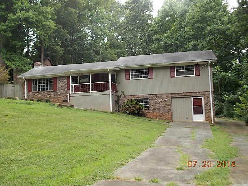 5677 Hillcrest Dr, Acworth, GA 30102 - photo 1