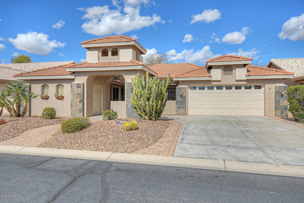 GREAT CURB APPEAL