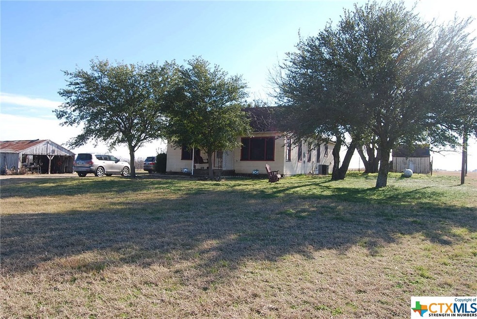 103 State Highway 53, Lott, TX 76656 - photo 1