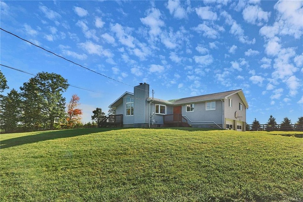 121 Burlingham Rd, Pine Bush, NY 12566 - photo 1