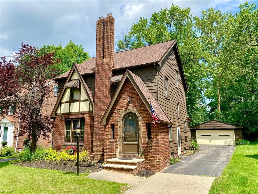 3415 Superior Park Dr, Cleveland Heights, OH 44118 - photo 1
