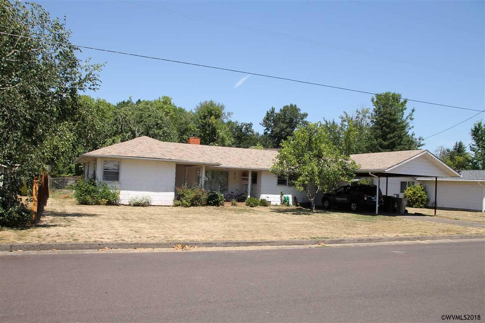 1131 36th Ave SW, Albany, OR 97321 - photo 1
