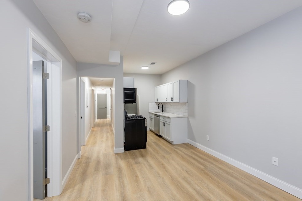 628 E 6th St unit 3, Boston, MA 02127 - photo 1