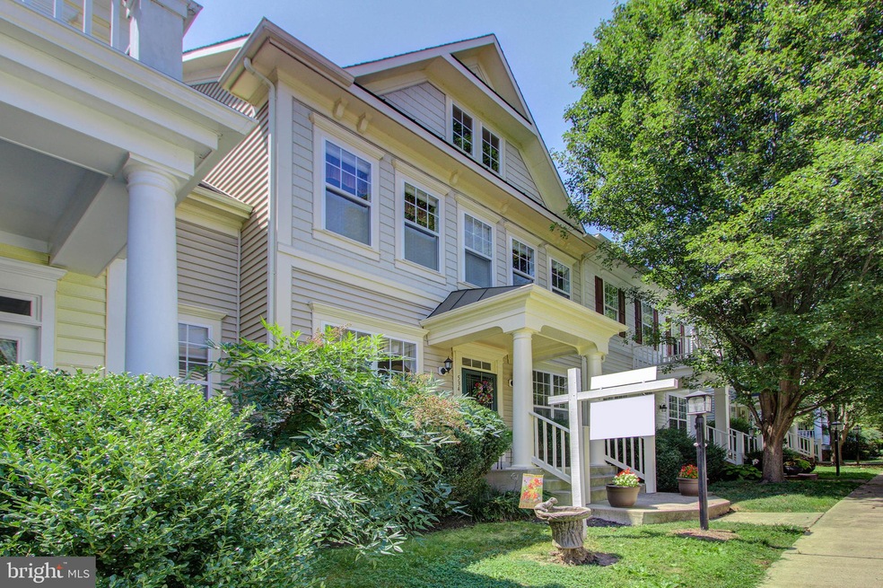 534 Gentlewood Square, Purcellville, VA 20132 - photo 1