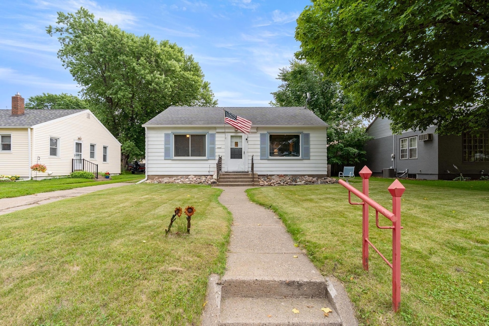 1218 Mill Ave, Brainerd, MN 56401 - photo 1