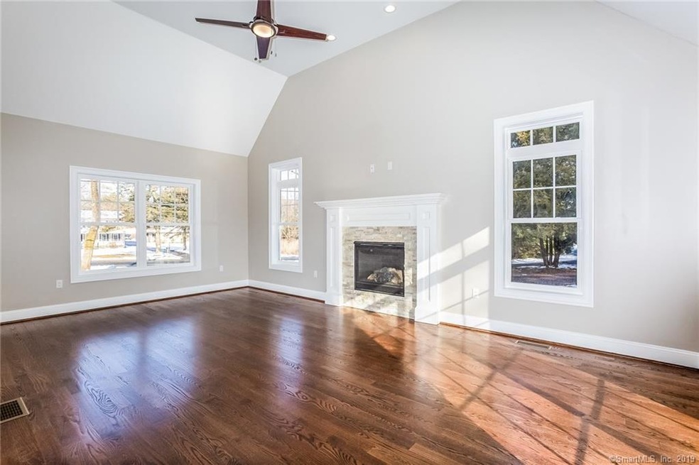 678 Main St, Cromwell, CT 06416 - photo 1