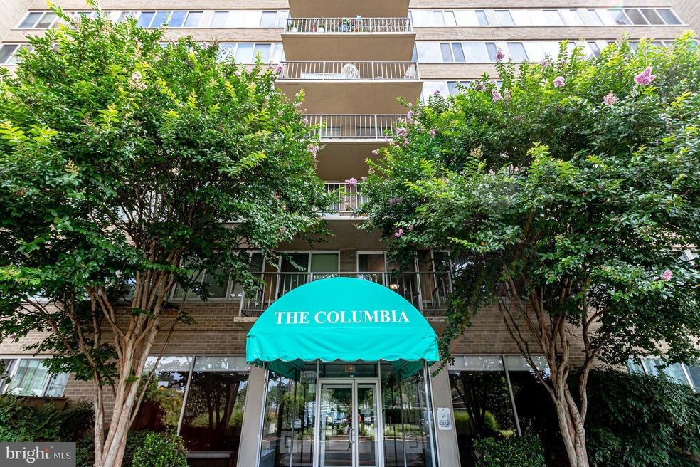 Columbia Condominiums unit 412, Arlington, VA 22204 - photo 1
