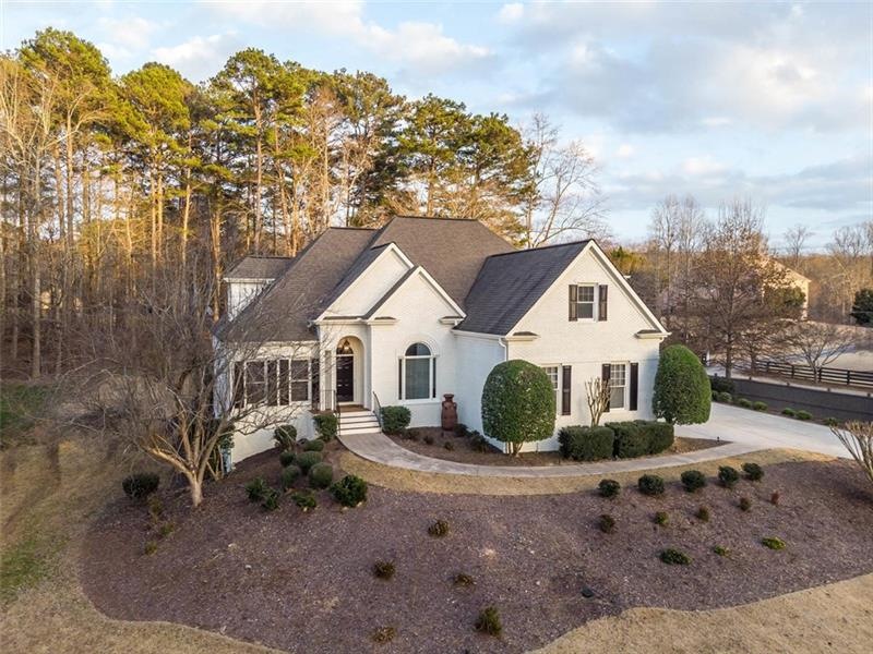White-brick 4B/3.5B in the heart of Milton's eques