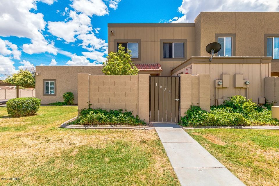 1038 E Diamond Dr, Tempe, AZ 85283 - photo 1