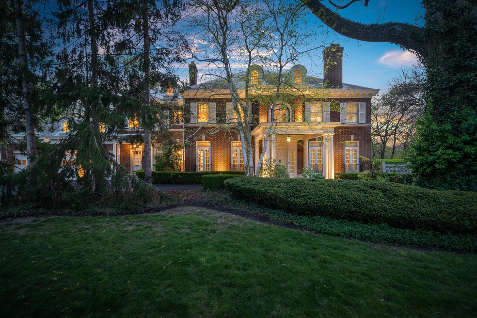 15 Preston Road Twilight