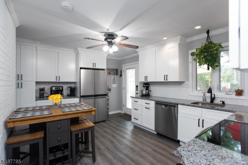 116 Greenbrook Rd, Green Brook, NJ 08812 - photo 1