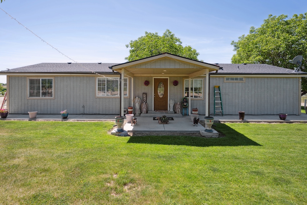 15741 Willis Rd, Caldwell, ID 83607 - photo 1