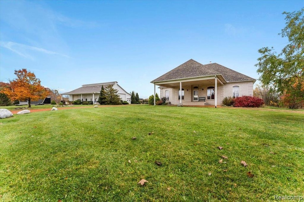 14532 Grafton Rd, Carleton, MI 48117 - photo 1