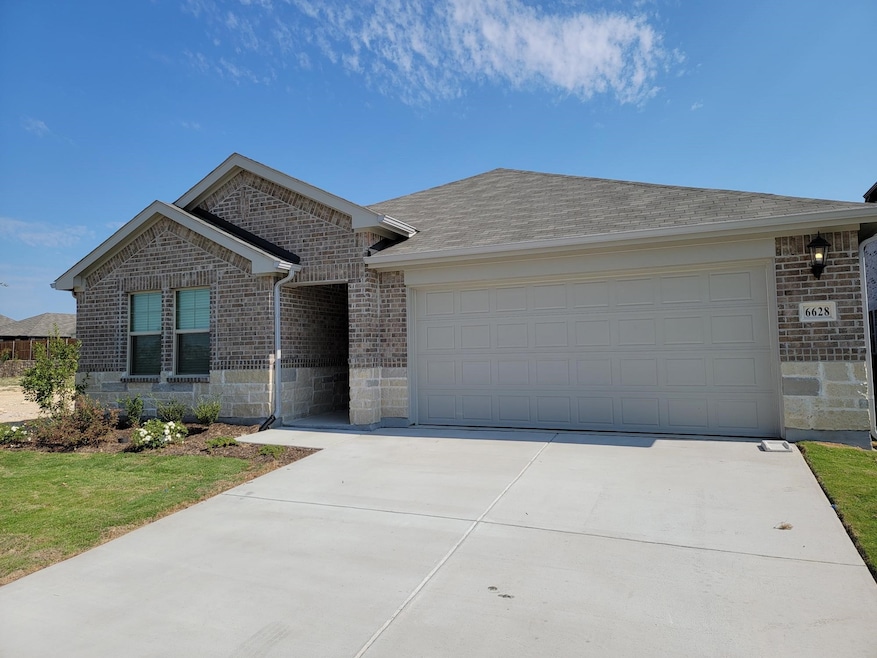 For Rent $2,525/month