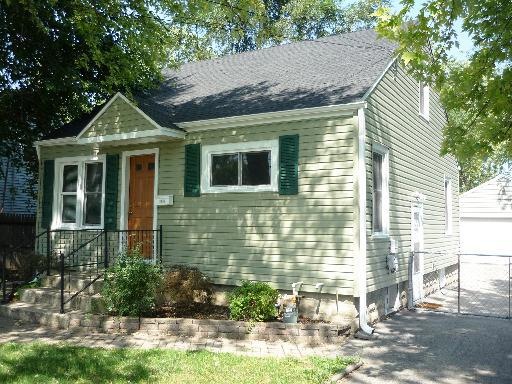 1117 Ridgeway Ave, Aurora, IL 60506 - photo 1