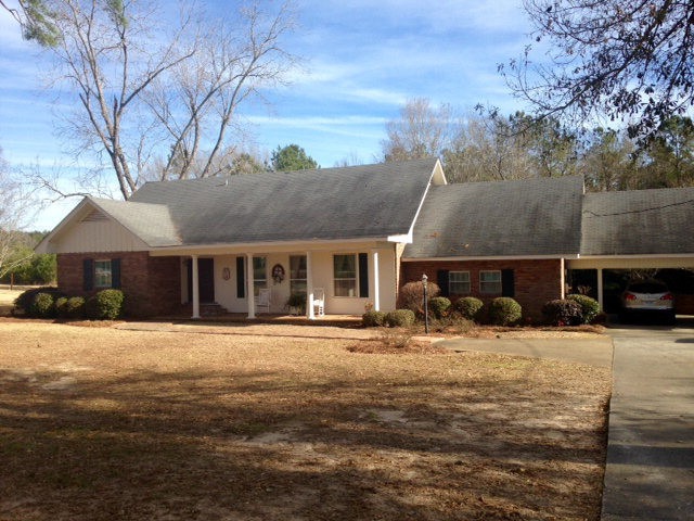 719 Tyler Ave, Tylertown, MS 39667 - photo 1
