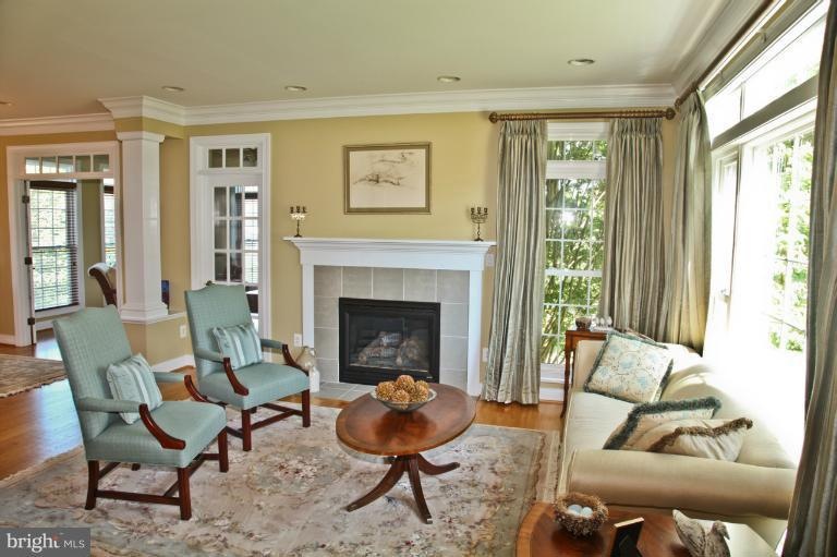 613 Traveller Ct, Lothian, MD 20711 - photo 1