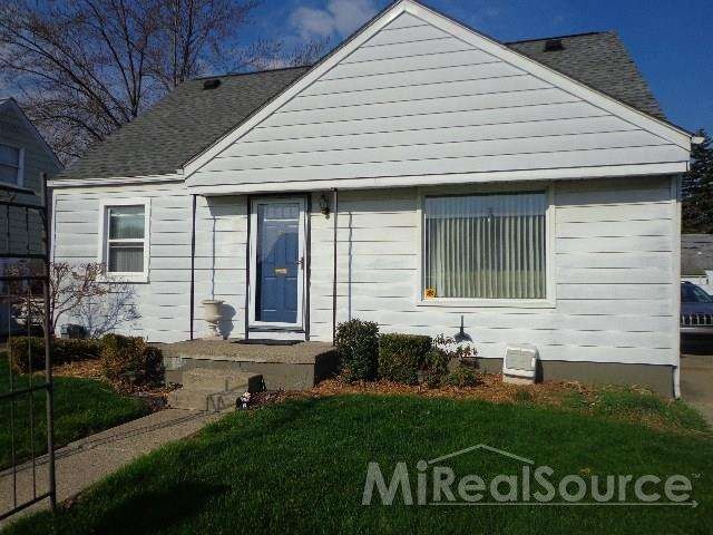 25207 Buick St, Roseville, MI 48066 - photo 1