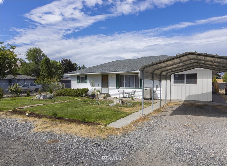 38 N Hanford Ave, East Wenatchee, WA 98802 - photo 1