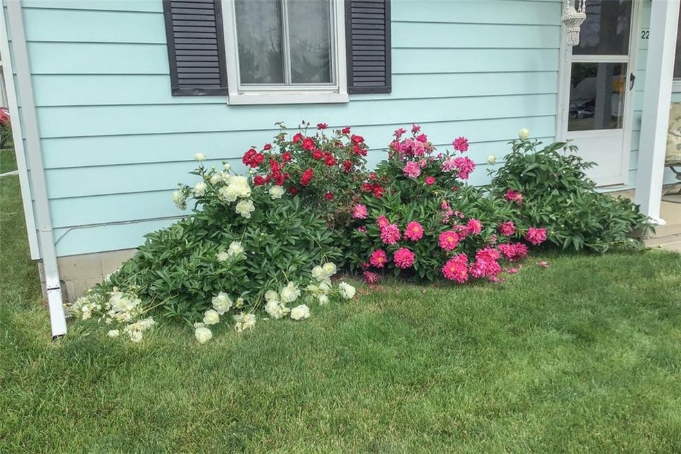 2205 S Mock Ave, Muncie, IN 47302 - photo 1