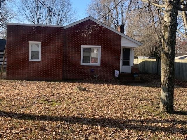 2915 10th St, Columbus, IN 47201 - photo 1