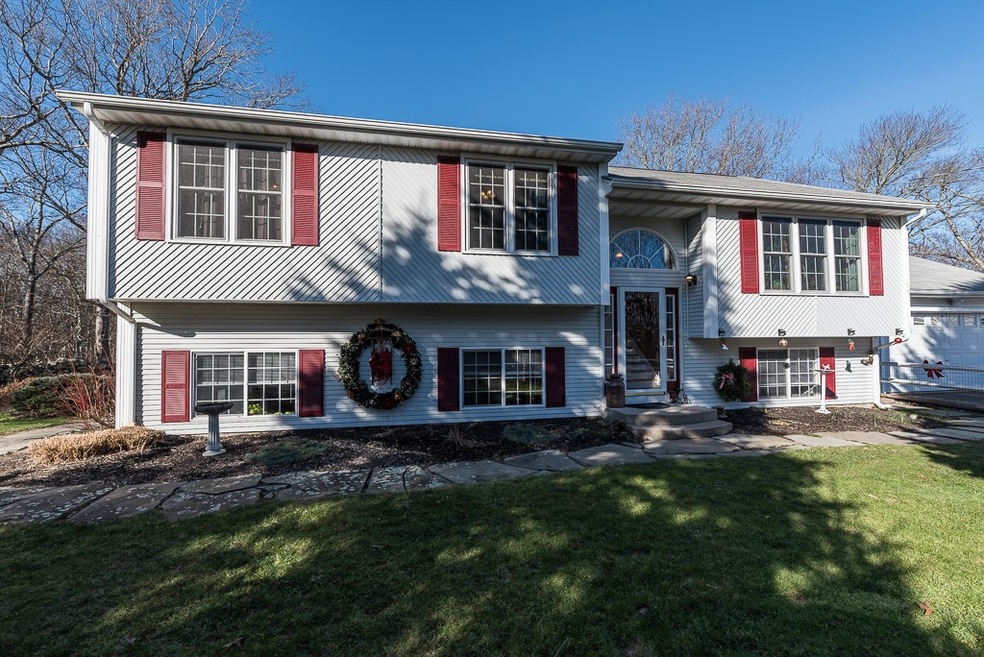 1451 Shermantown Rd, Saunderstown, RI 02874 - photo 1