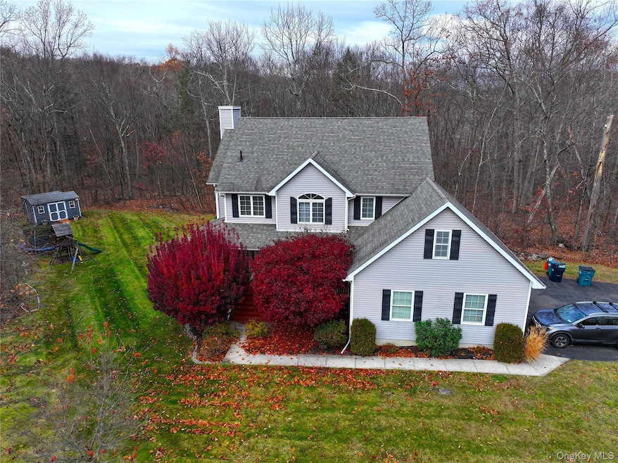 93 Glen Rock Cir, Highland, NY 12528 - photo 1