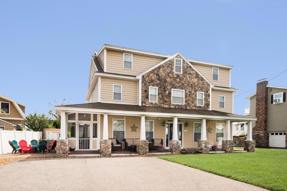 38 Seaview Dr, Wells, ME 04090 - photo 1