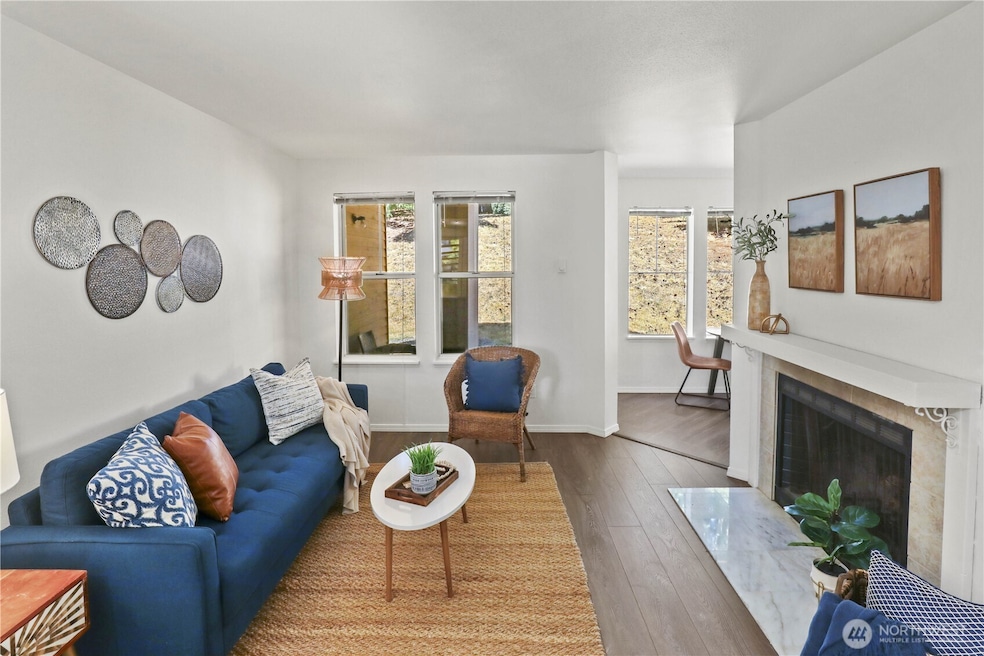 5300 Harbour Pointe Blvd unit 301G, Mukilteo, WA 98275 - photo 1