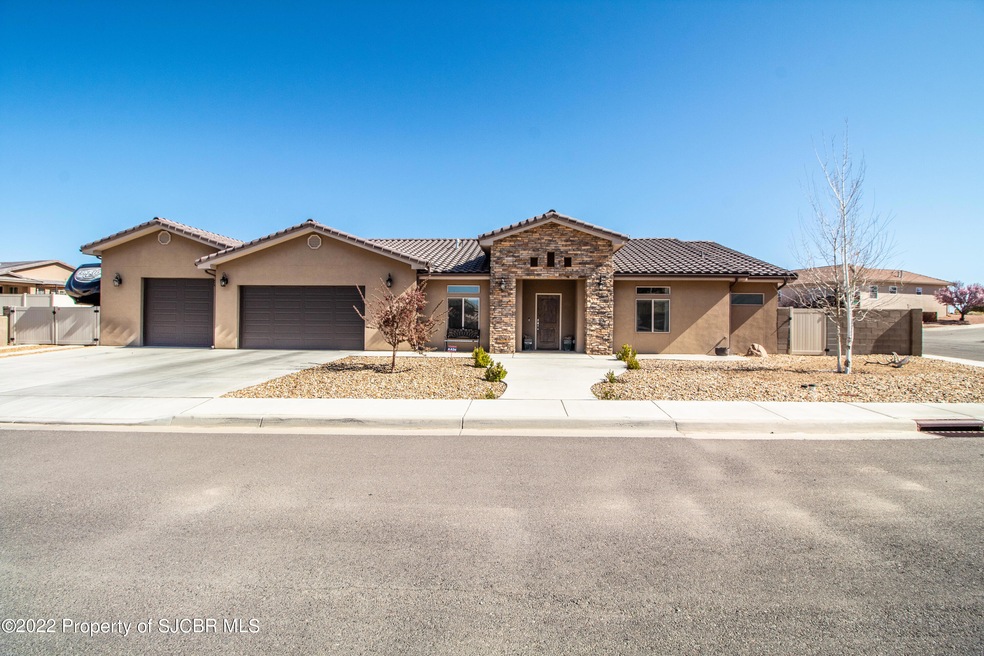 1112 Campana Way, Farmington, NM 87401 - photo 1