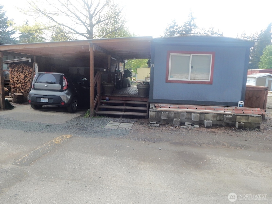 17930 Albany St SW unit 57, Rochester, WA 98579 - photo 1